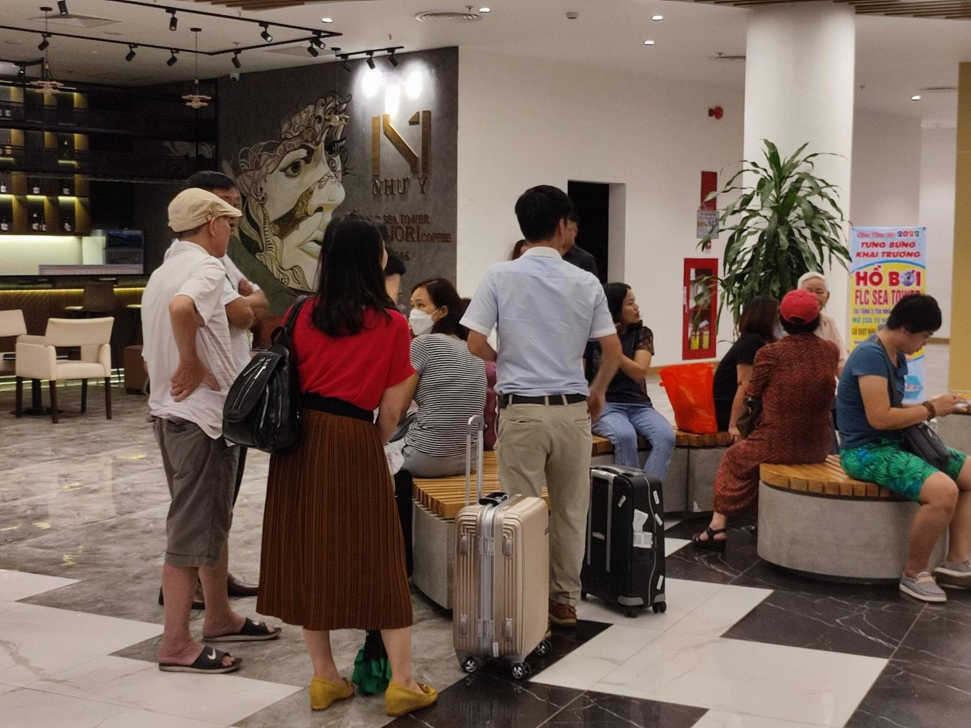 Flc Sea Tower Quy Nhon Ban Cong, Bon Tam, Ho Boi Co Phi, Sat Bien Eksteriør billede
